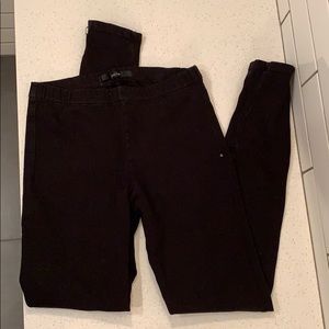 Black jean jeggings with zipper ankles